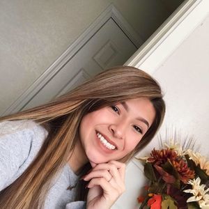 Meet your Posher, Angela